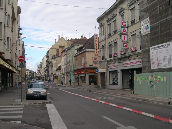 la rue Raymond Poincaré